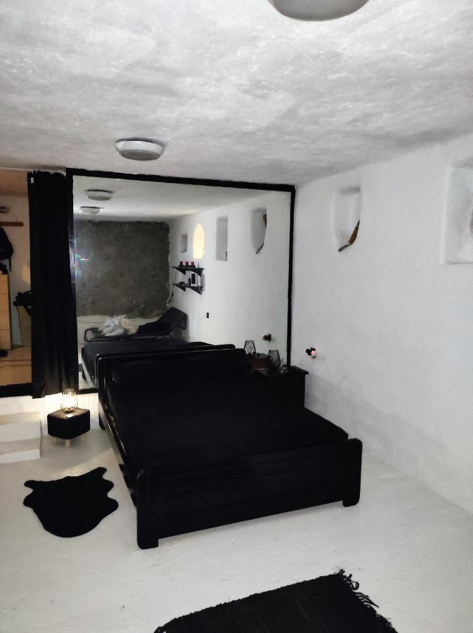 Pyrgi Artemis Place Mykonos Town Exteriör bild